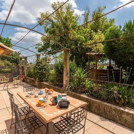 Mas De La Tontine Holiday home