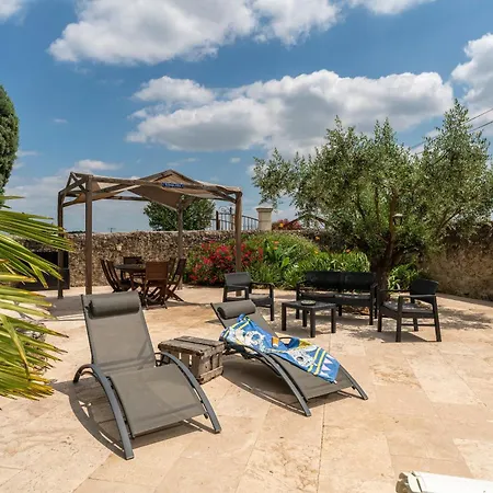 Mas De La Tontine Tatil Evi *